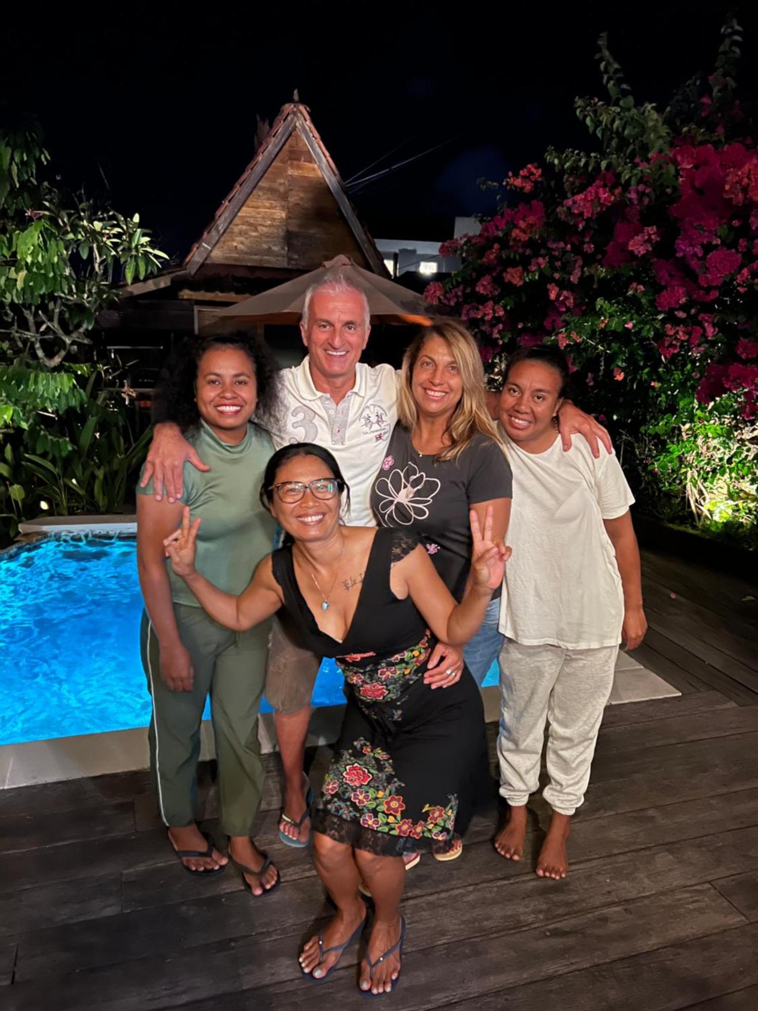 Pinokkio B&B Restaurant Ungasan Eksteriør bilde